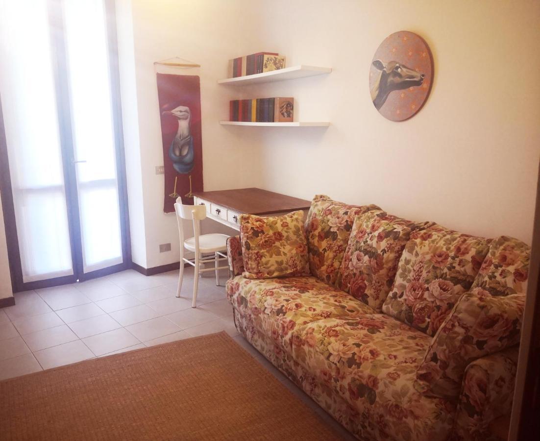 Villa Residenza Esse Angera Exterior foto